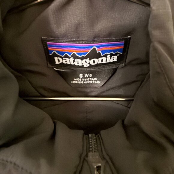Patagonia Women's Nano-Air Jacket (2022 Past Season, size S) - Picture 6 of 9